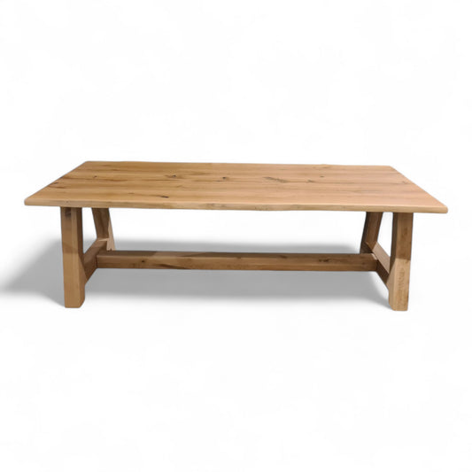 Esstisch (Hops) Eiche Massivholztisch Holzgestell A-Form mit Mittelbalken