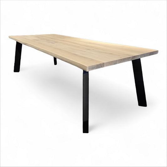 Esstisch nach maß, Esstisch Eiche, Holztisch, Tisch nach maß, Esstisch kaufen in der Nähe, Bielefeld