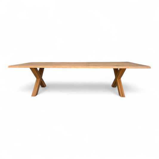Esstisch (Hox) Eiche Massivholz Holzgestell X-Form