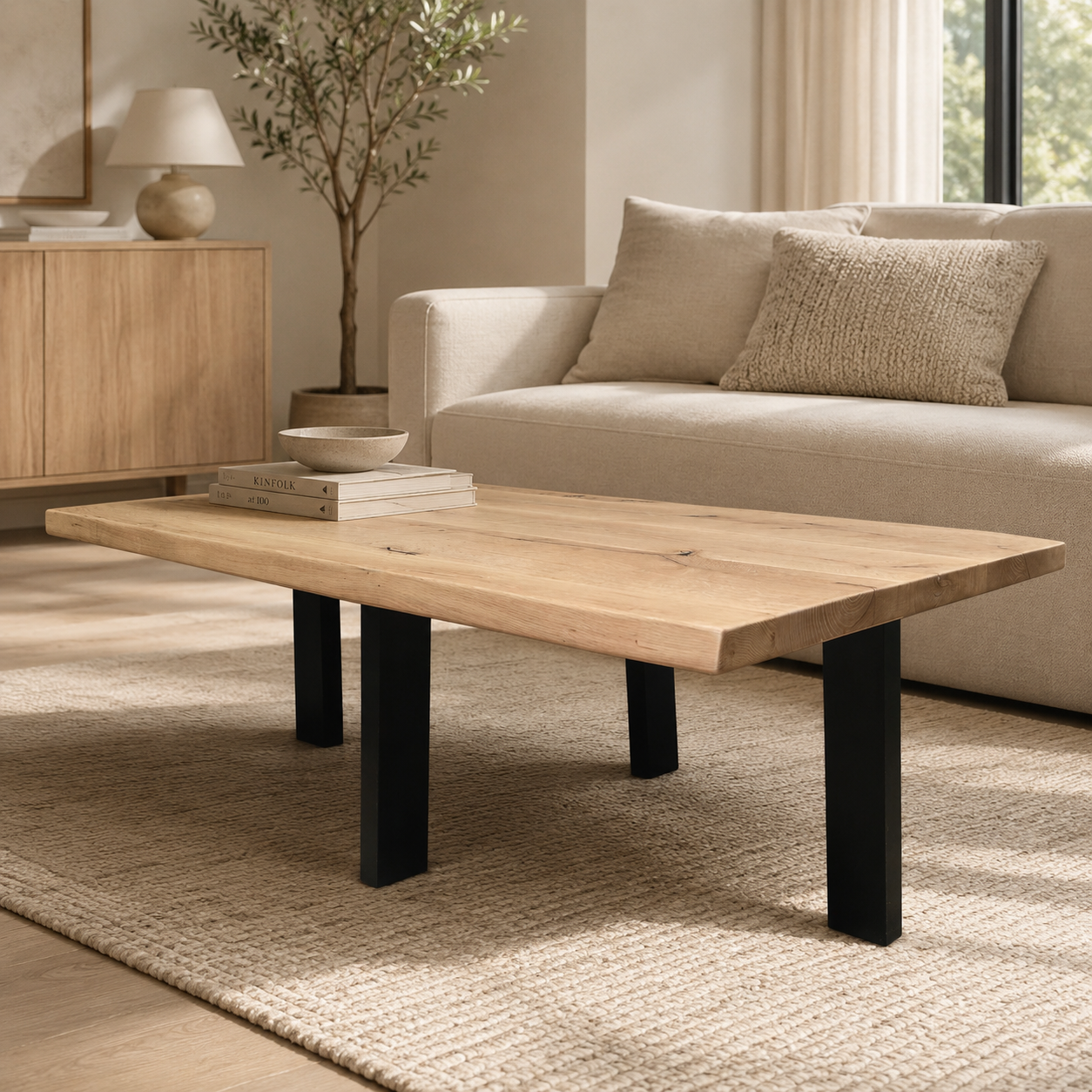 Couchtisch (Caro) Wohnzimmertisch Eiche Massivholz 4 Tischbeine Schwarz